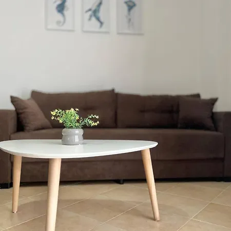 Macys Hideaway Place By Adriatic Living * ドゥラス