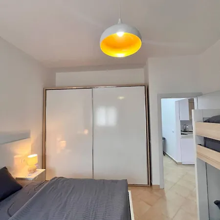 Macys Hideaway Place By Adriatic Living アパート