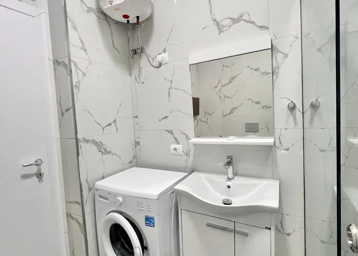 Macys Hideaway Place By Adriatic Living Durrës