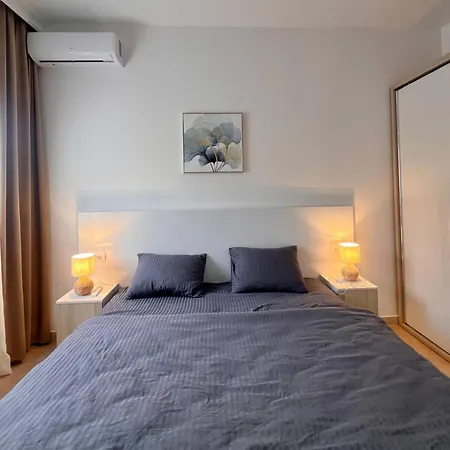 Apartment Macys Hideaway Place By Adriatic Living