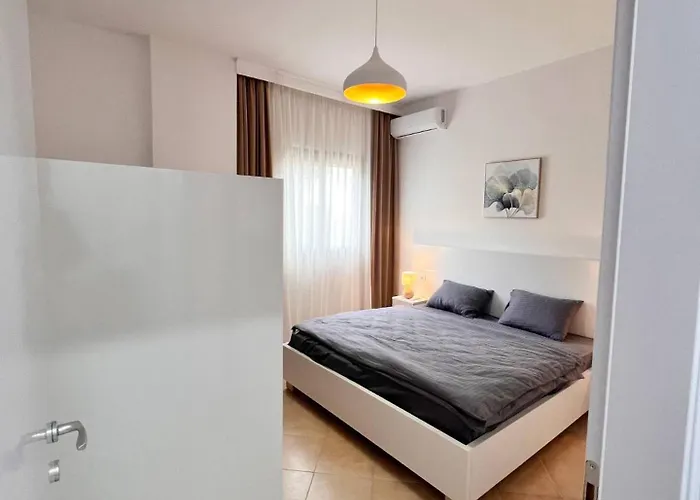 Macys Hideaway Place By Adriatic Living